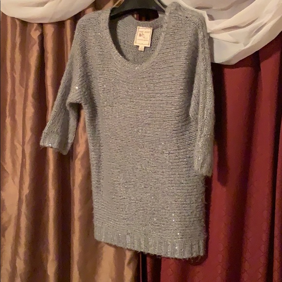 Pink Rose grey knit lightweight shimmery sweater - Picture 2 of 3